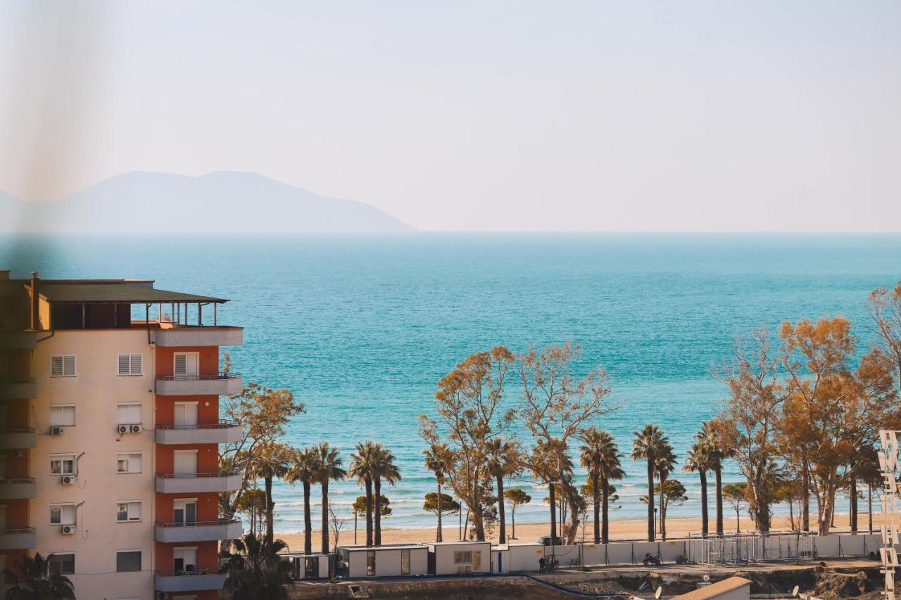 Large Apartment Near The Seaside Boulevard Lungomare فلورا المظهر الخارجي الصورة